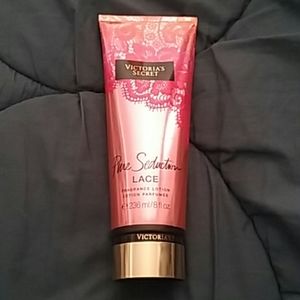 Victoria`s secret lotion